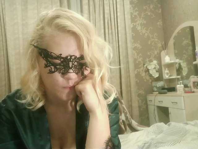 Sarah-Jane live cam on BongaCams