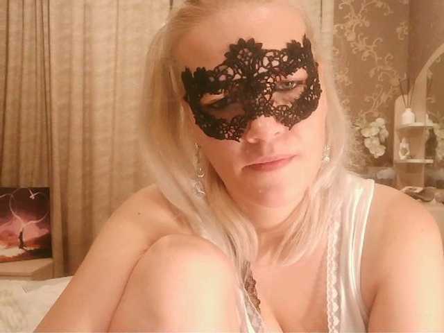 Sarah-Jane live cam on BongaCams