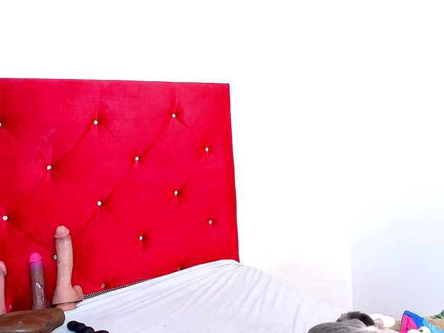 daniikbig live cam on BongaCams