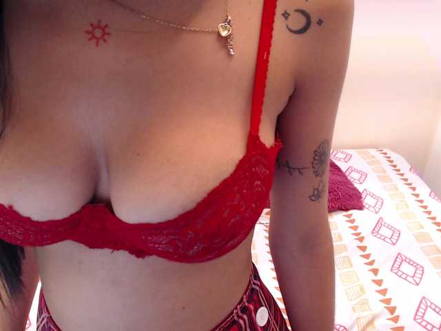 melisatorrez live cam on BongaCams