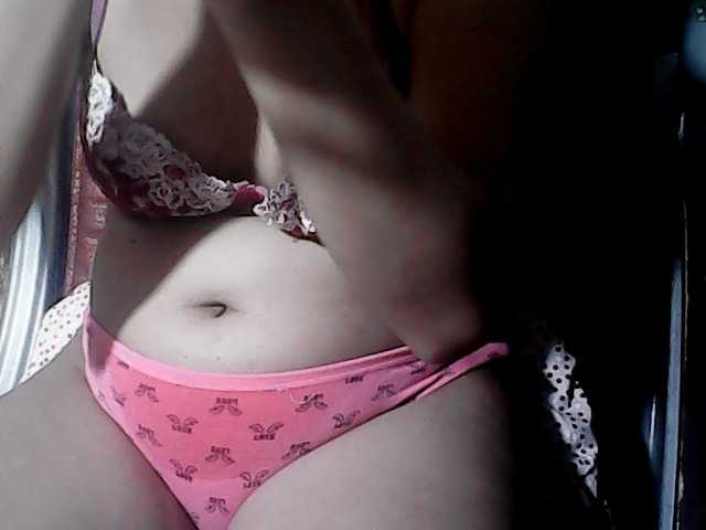 flowerhairypinay live cam on BongaCams