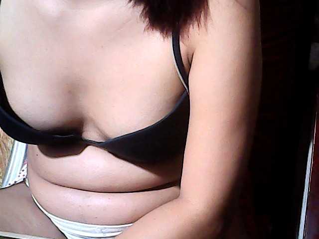 flowerhairypinay live webcam show