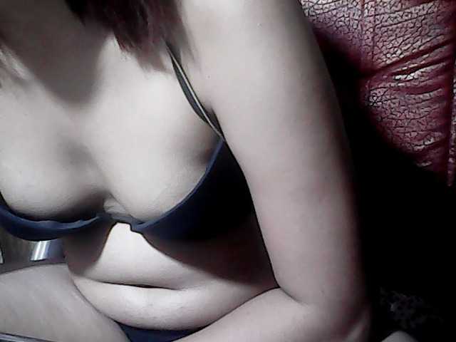 flowerhairypinay live cam on BongaCams