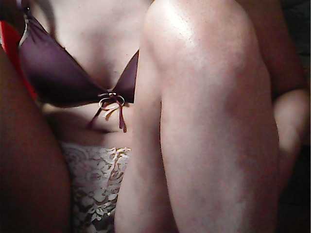 flowerhairypinay's BongaCams show and profile