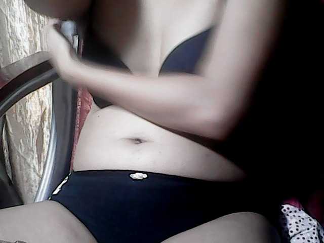flowerhairypinay live webcam show