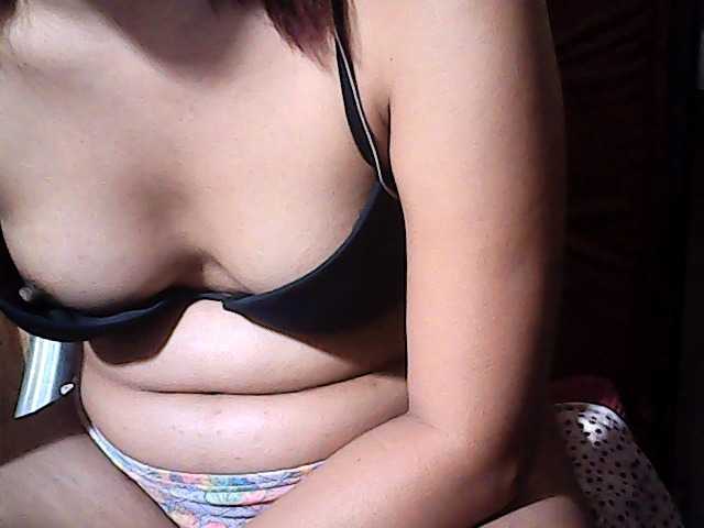 flowerhairypinay live webcam show