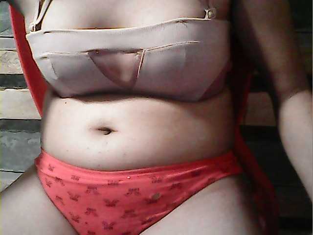 flowerhairypinay's BongaCams show and profile