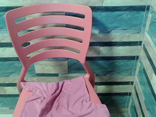 flowerhairypinay live cam on BongaCams