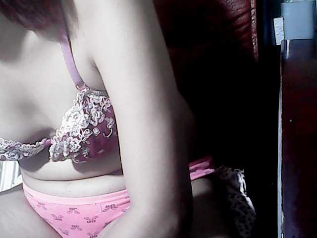 flowerhairypinay live cam on BongaCams