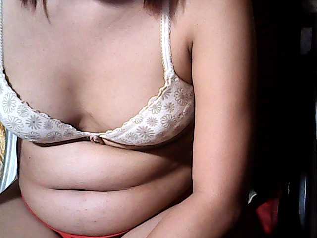 HornyNica live webcam show