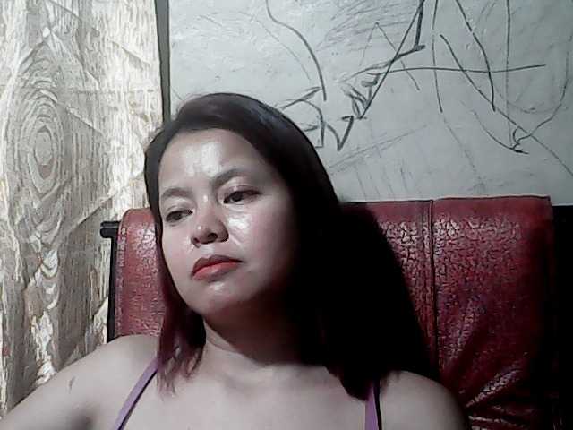 flowerhairypinay live cam on BongaCams