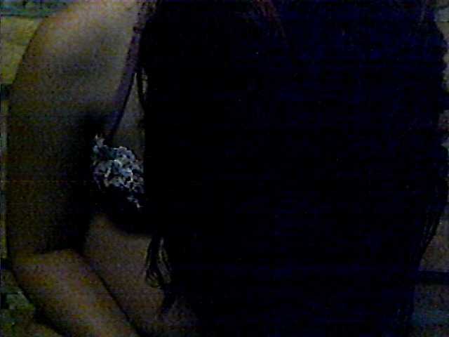 flowerhairypinay live cam on BongaCams
