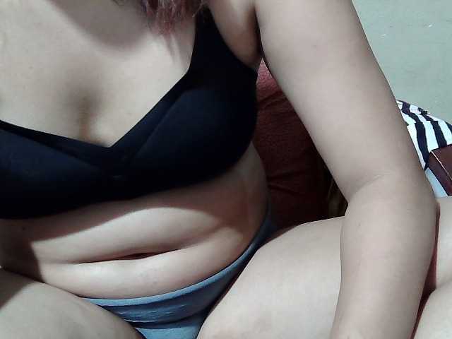 HornyNica live cam preview