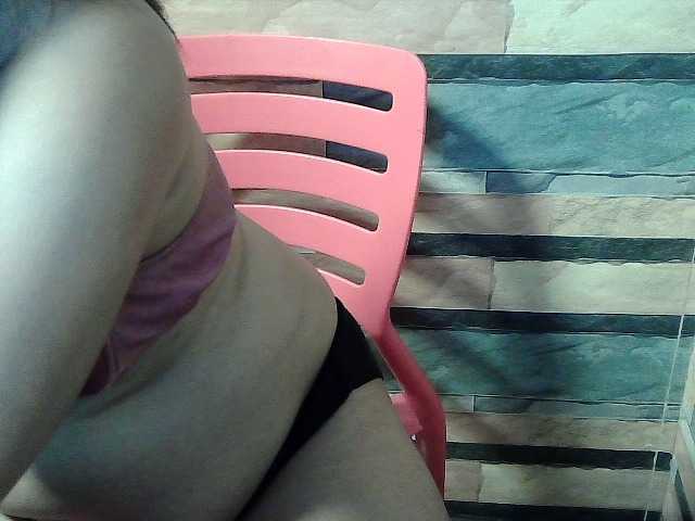 flowerhairypinay live cam on BongaCams