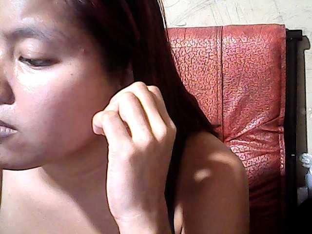 flowerhairypinay live cam on BongaCams