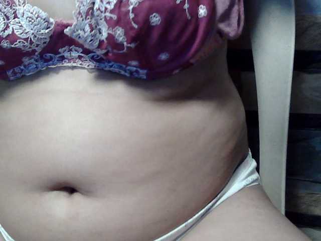 HornyNica live cam on BongaCams