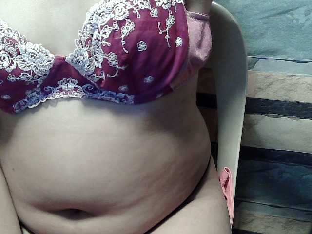 flowerhairypinay live cam on BongaCams