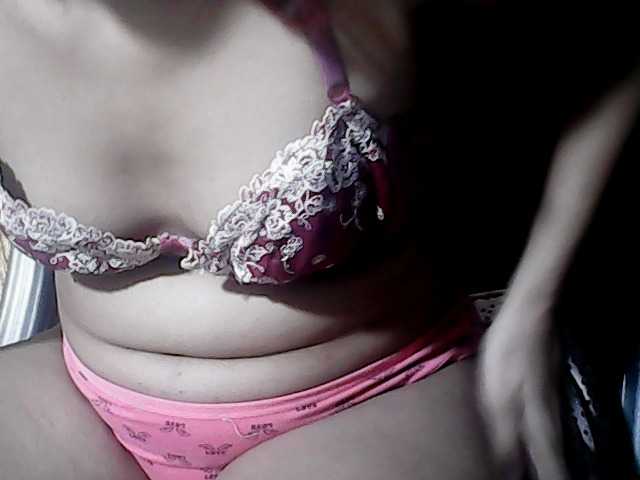 flowerhairypinay live cam on BongaCams