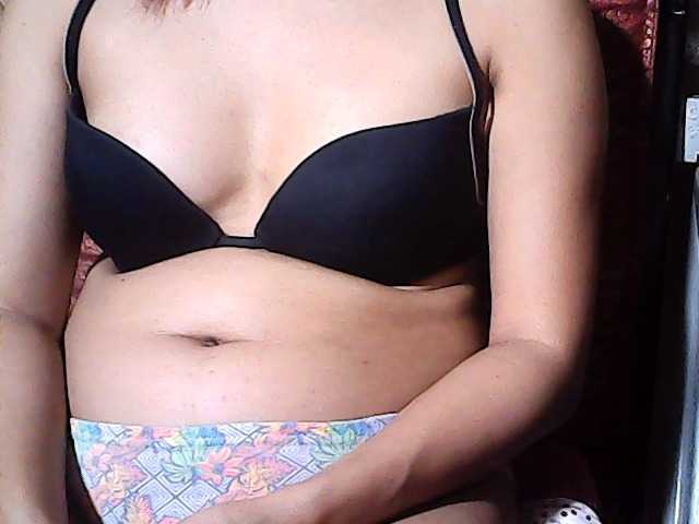 flowerhairypinay live webcam show