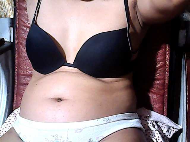 flowerhairypinay live webcam show