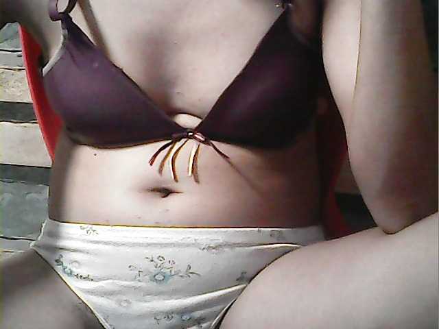 flowerhairypinay's BongaCams show and profile