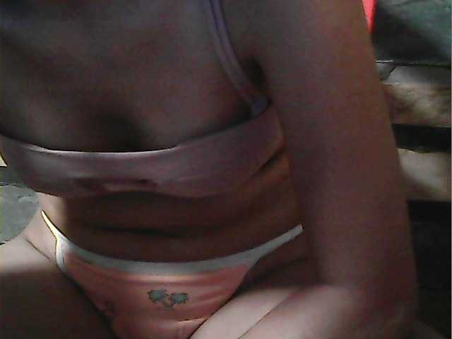 flowerhairypinay's BongaCams show and profile