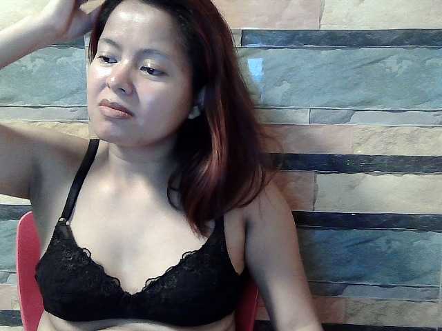 flowerhairypinay live cam on BongaCams