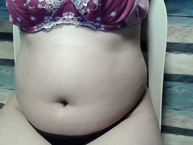 flowerhairypinay live cam on BongaCams