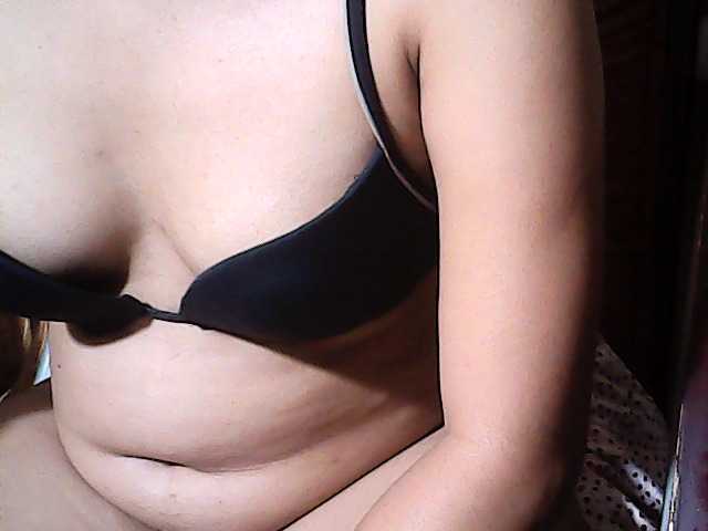 flowerhairypinay live webcam show