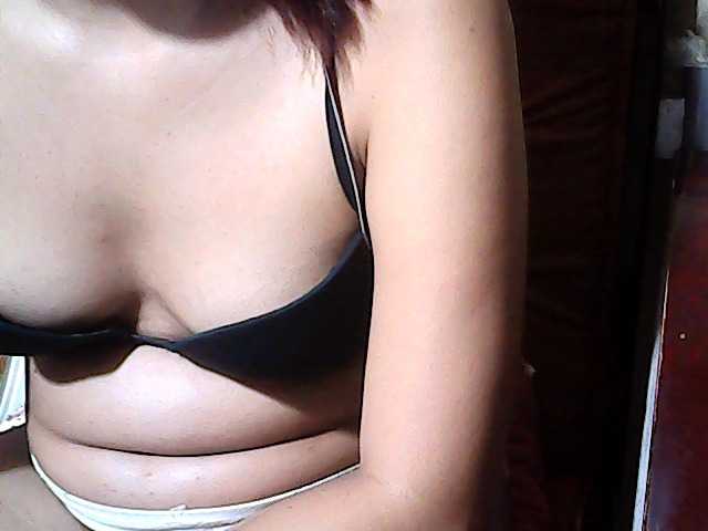 flowerhairypinay live webcam show