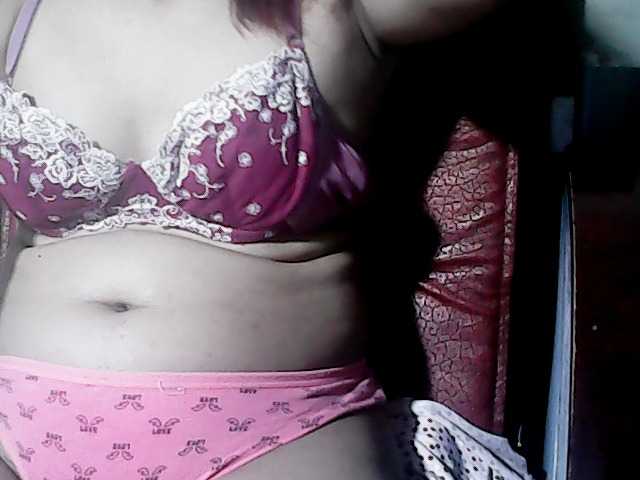 flowerhairypinay live cam on BongaCams