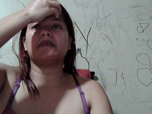 flowerhairypinay live cam on BongaCams