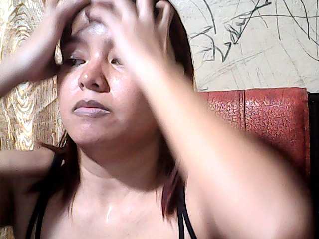 flowerhairypinay live cam on BongaCams