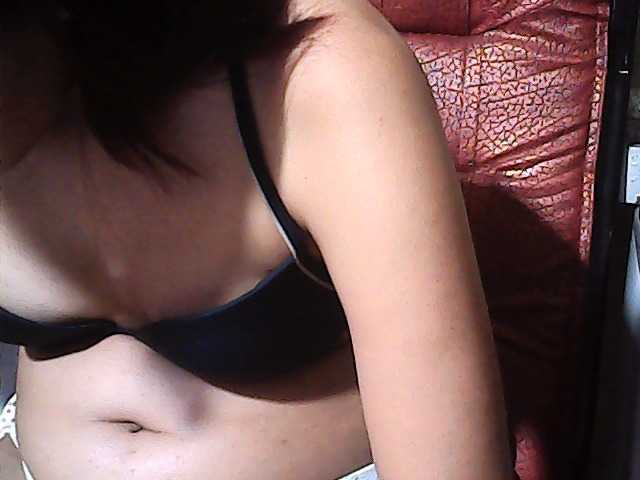 flowerhairypinay live webcam show