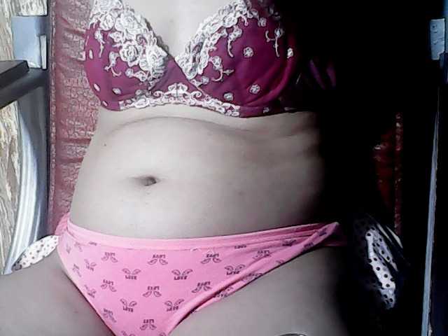 flowerhairypinay live cam on BongaCams
