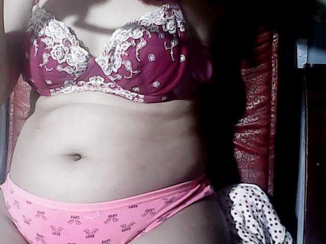 flowerhairypinay live cam on BongaCams
