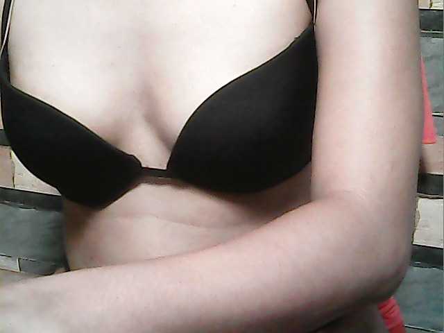 flowerhairypinay live cam on BongaCams