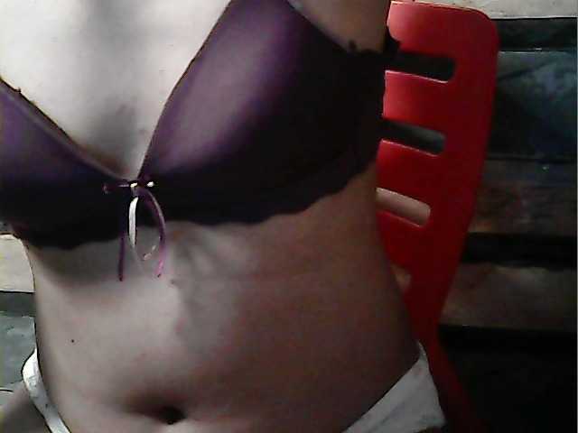 flowerhairypinay's BongaCams show and profile