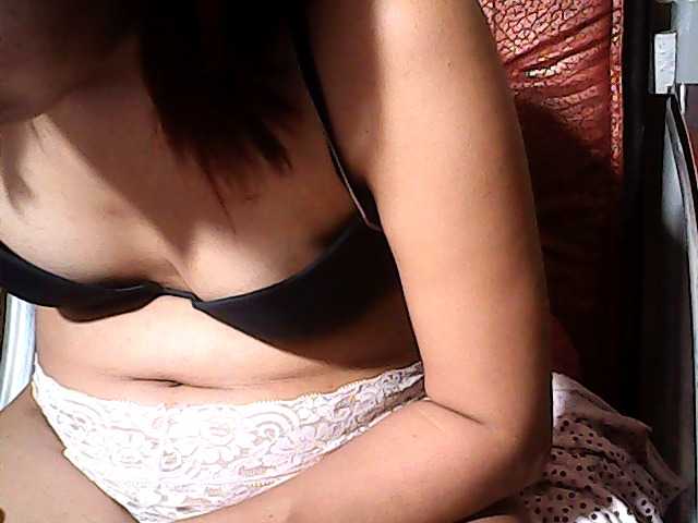 flowerhairypinay live webcam show