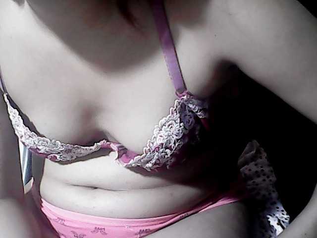 flowerhairypinay live cam on BongaCams