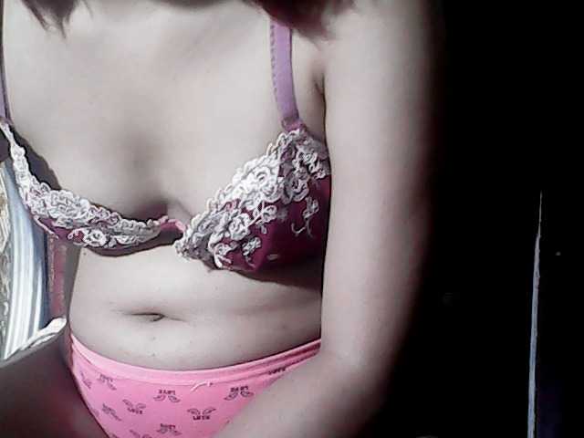 flowerhairypinay live cam on BongaCams
