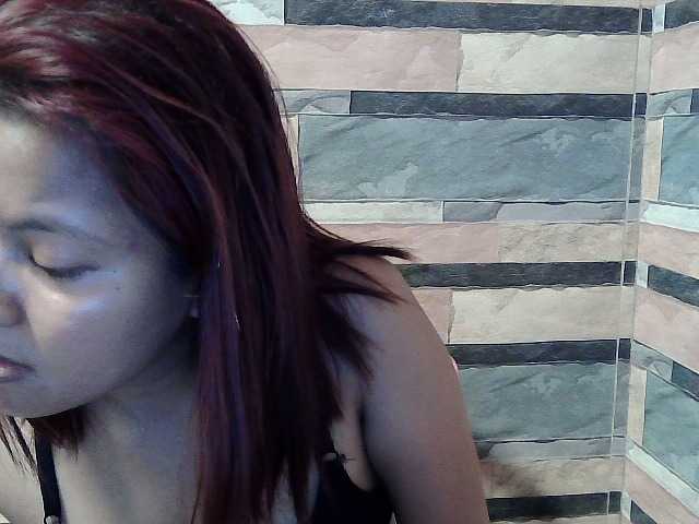 flowerhairypinay live cam on BongaCams