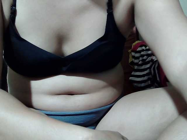 HornyNica live cam preview