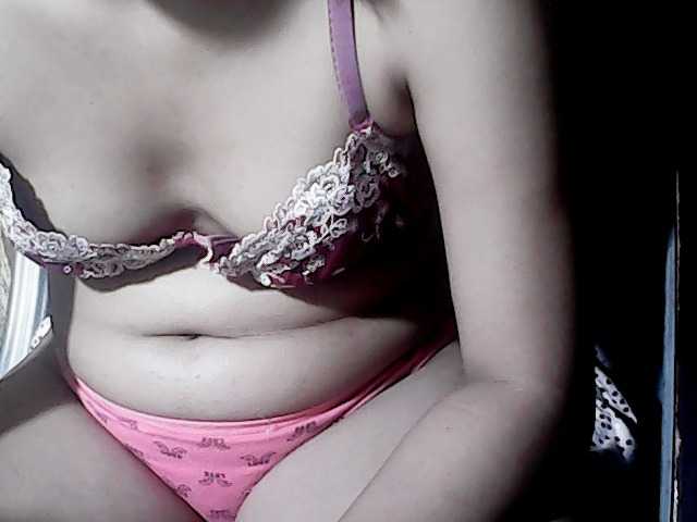 flowerhairypinay live cam on BongaCams