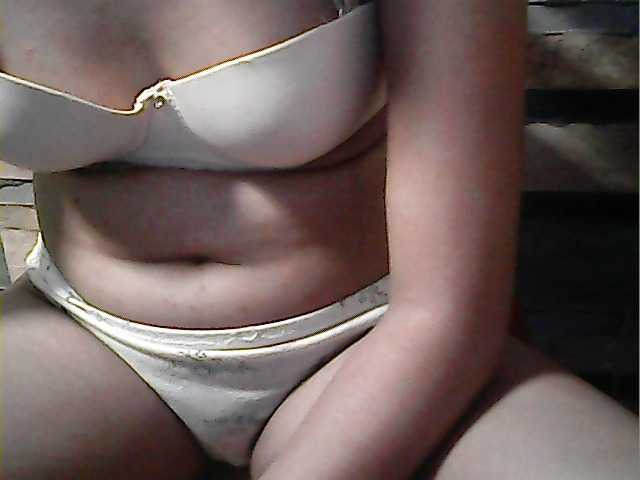 HornyNica webcam