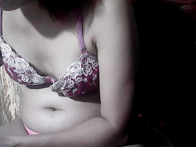 flowerhairypinay live cam on BongaCams