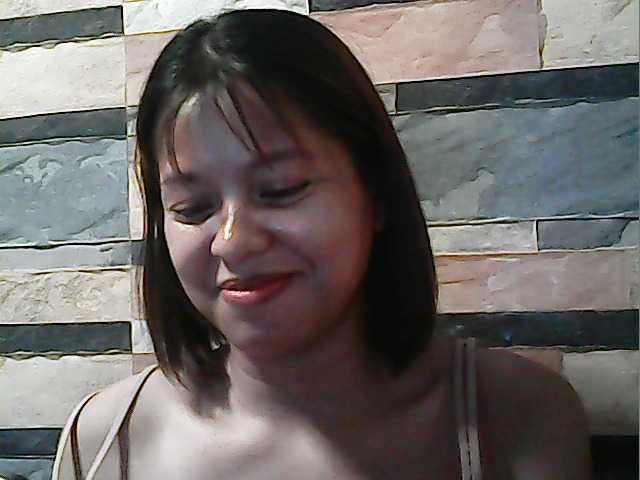 flowerhairypinay's BongaCams show and profile