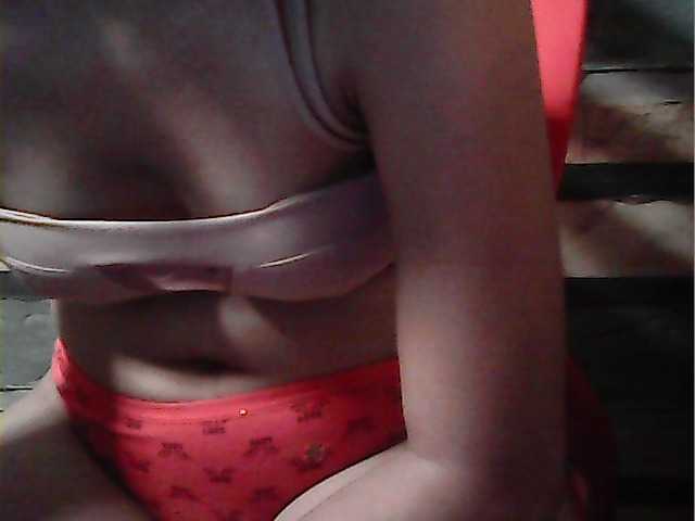 flowerhairypinay's BongaCams show and profile