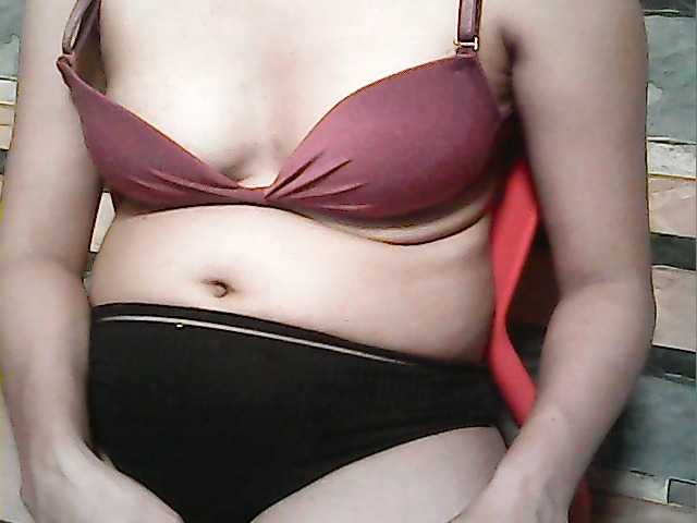 flowerhairypinay live cam on BongaCams