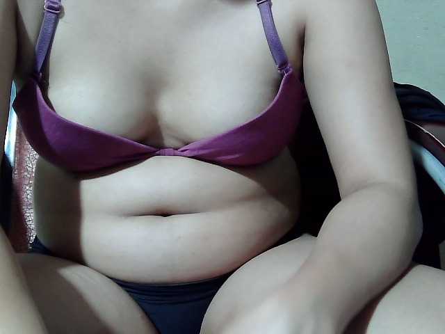 HornyNica live cam preview